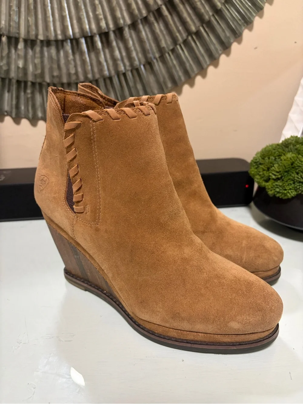Ariat Belle Genuine Leather Suede Wedge Booties Tan Size 9.5